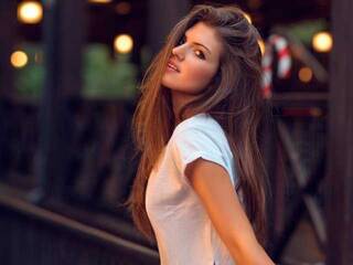 Эротический видеочат MelodyDean