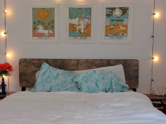 Скриншоты трансляции melrose2strip