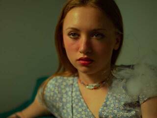 Эротический видеочат MenanieVils