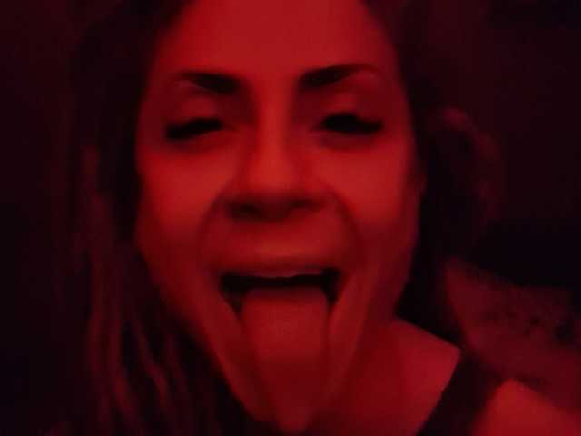 Фотография профиля RedHurricane