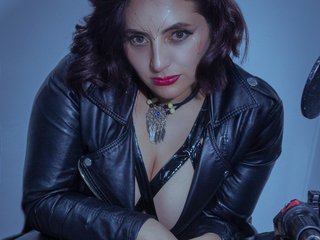 Эротический видеочат Merlyna11