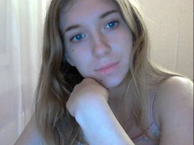 Скриншоты трансляции meryylin