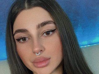 Эротический видеочат Mia-Callme