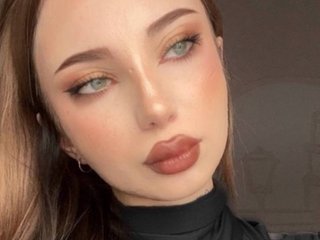 Эротический видеочат Mia-Luv