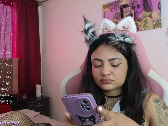 Скриншоты трансляции MiaAngel