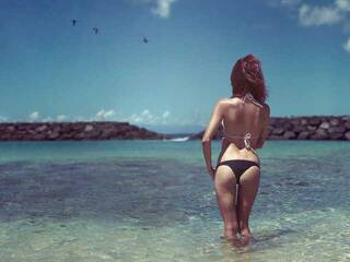 Эротический видеочат MiaBlender