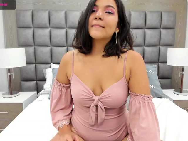 Фотографии MiaDenver Hey love, very welcome! I am very shy but in bed I can be more naughty and hot than you think. Let me show how sweet I am, let's get cum together #Latina #Brunette #BigTits #BigAss #LushOn THE HOTTEST SHOW AT 1999 885 1114