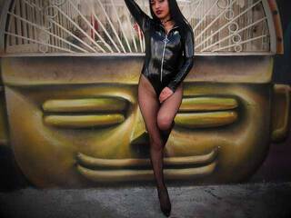 Эротический видеочат MiaFetish