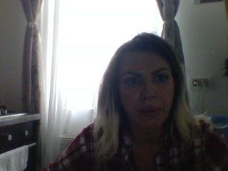 Эротический видеочат MiaHot