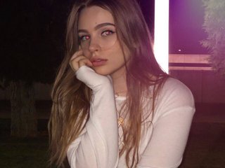 Эротический видеочат MiaMey
