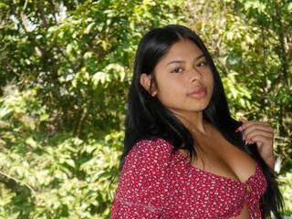 Эротический видеочат MiaOrtiz