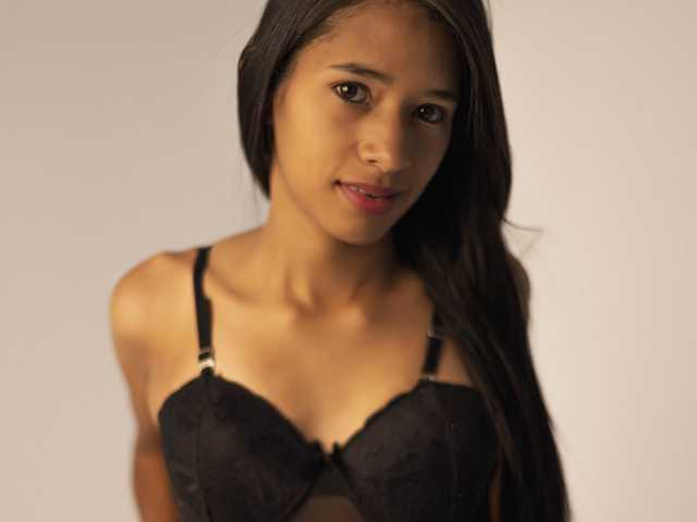 Фотография профиля MiaThompson