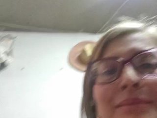Эротический видеочат miatitsmature