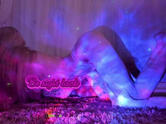 Скриншоты трансляции Mia_Milasheva