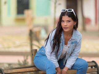 Эротический видеочат Miaynocolucci