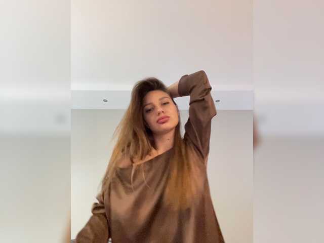 Скриншоты трансляции Solomiyaa