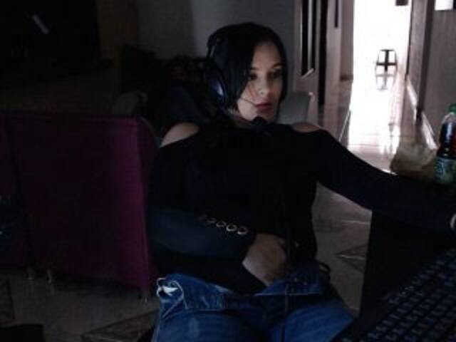 Скриншоты трансляции michellove1