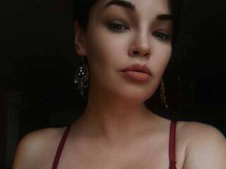 Эротический видеочат Midevona