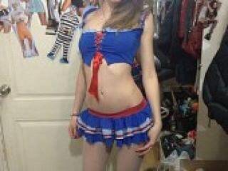 Эротический видеочат mikaelam