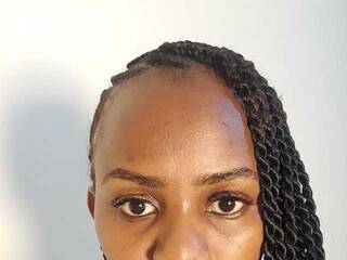 Эротический видеочат Miladoll