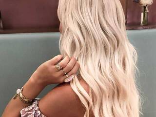 Эротический видеочат MI-GA