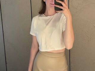 Эротический видеочат Milan-a-mil