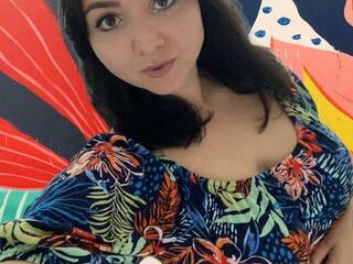 Эротический видеочат MilaVestell