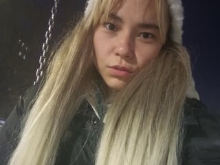 Эротический видеочат Milkyes