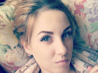 Эротический видеочат MillaJames