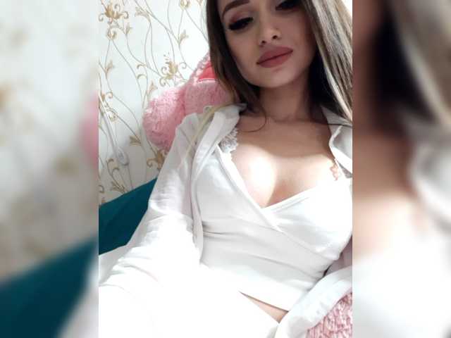 Скриншоты трансляции Millania18