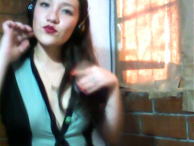 Скриншоты трансляции MiluFer