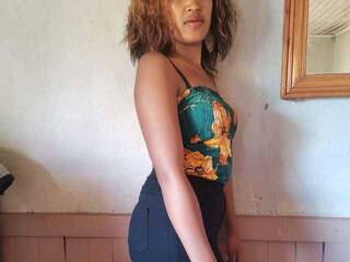 Эротический видеочат Mimi8944