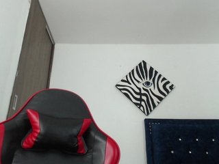 Эротический видеочат Mimibustamante33