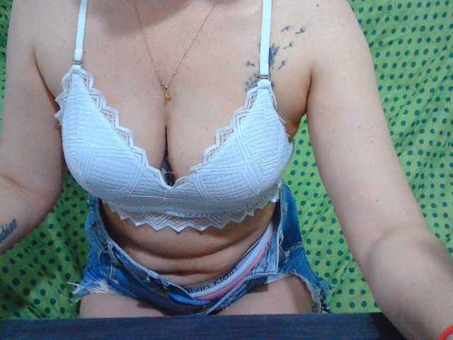 Скриншоты трансляции mimisexxxa