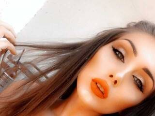 Эротический видеочат MiraBOMB