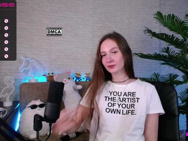 Скриншоты трансляции RumGirl