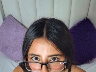 Эротический видеочат Miranda-Rogers