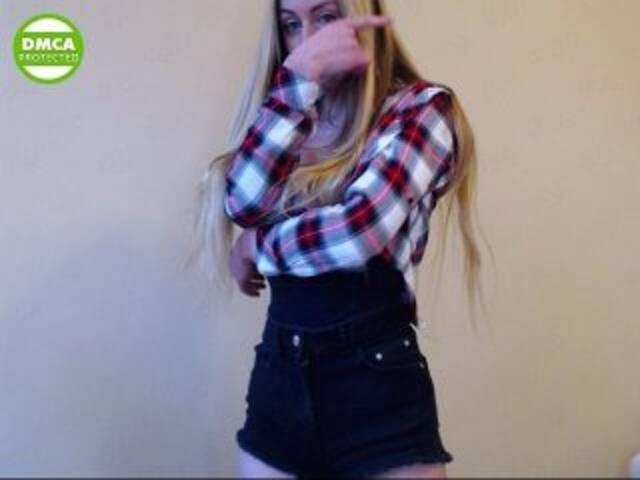 Скриншоты трансляции misVictoria