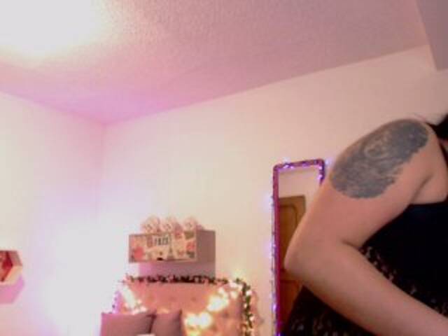 Скриншоты трансляции Miss-Bonnie