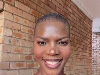 Эротический видеочат Miss-Coco