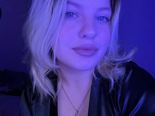 Эротический видеочат miss-kiss331