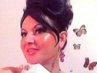 Эротический видеочат missdeluxe