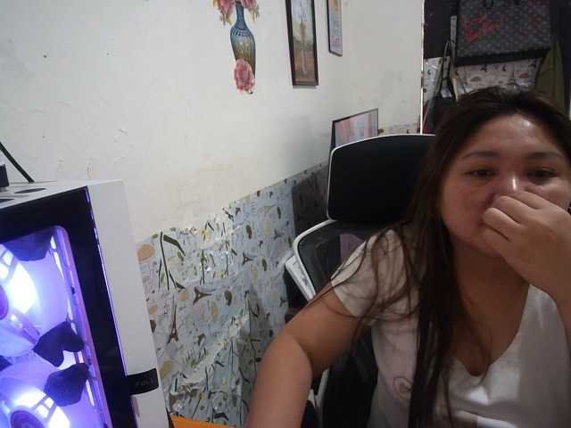 Скриншоты трансляции MissGrace