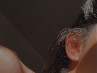 Эротический видеочат misskelsie