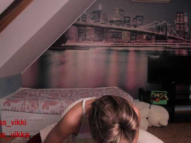 Скриншоты трансляции misss-vikki