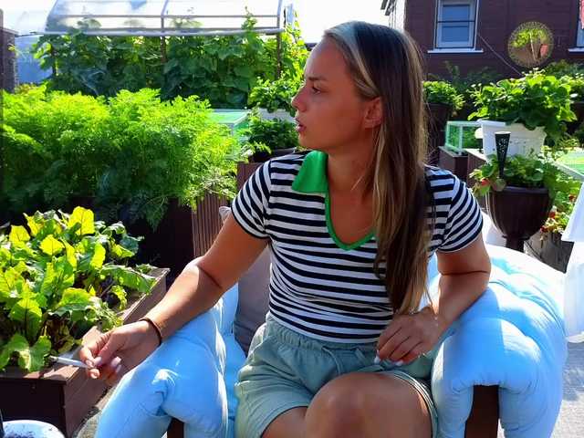 Скриншоты трансляции misss-vikki