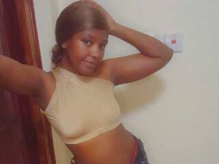 Эротический видеочат Misssarah94