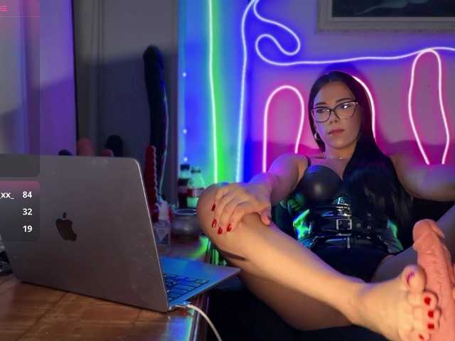Скриншоты трансляции mistresslaviniafeet