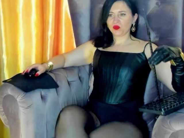 Скриншоты трансляции LadyLeather