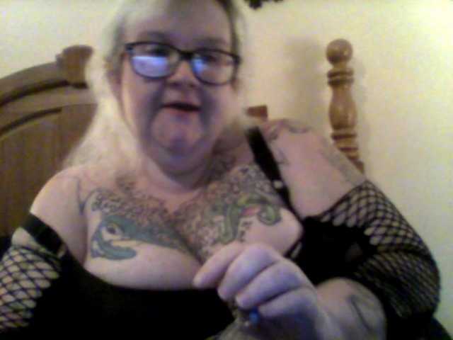 Скриншоты трансляции MitziMonroe